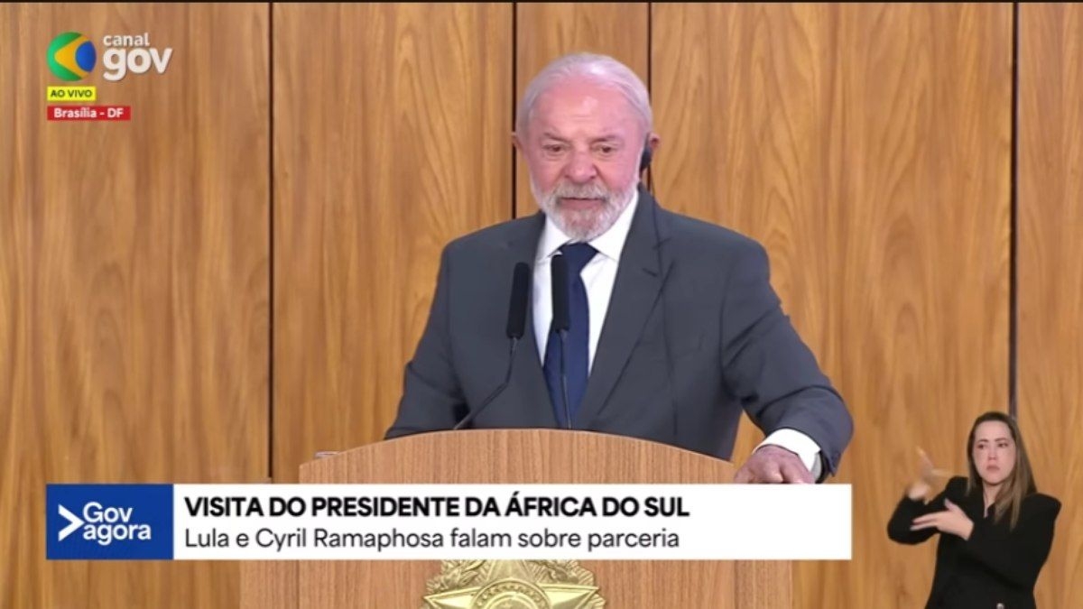 Lula defende preparo militar e ações estratégicas